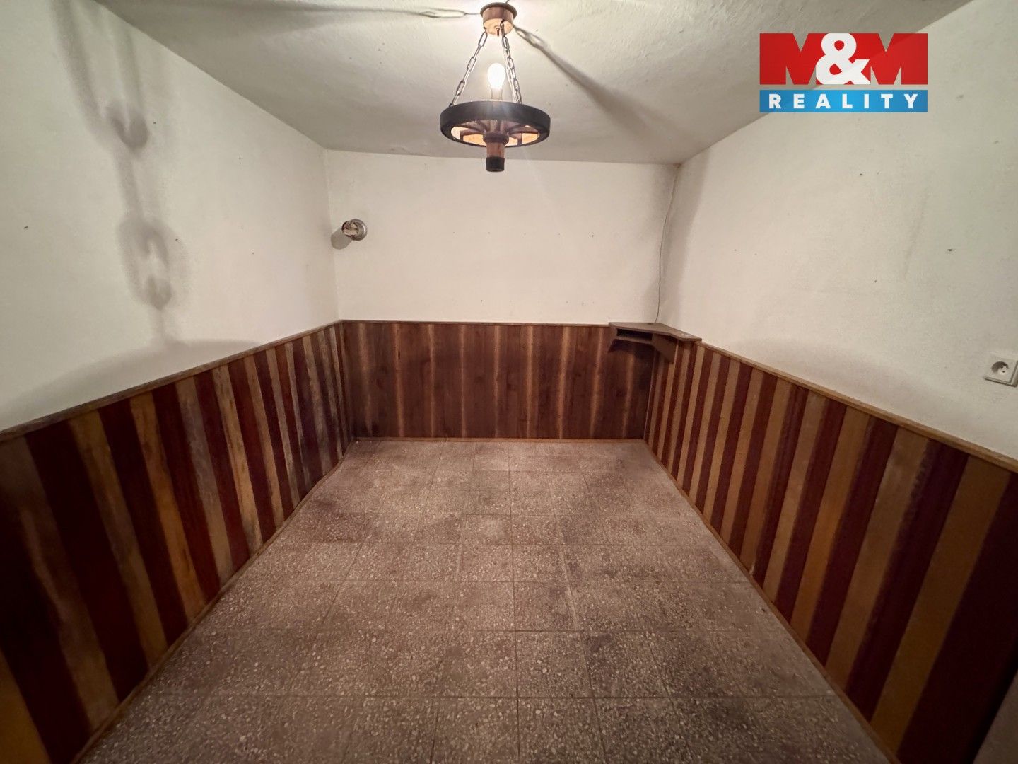 Prodej nemovitosti 200 m² - foto 6