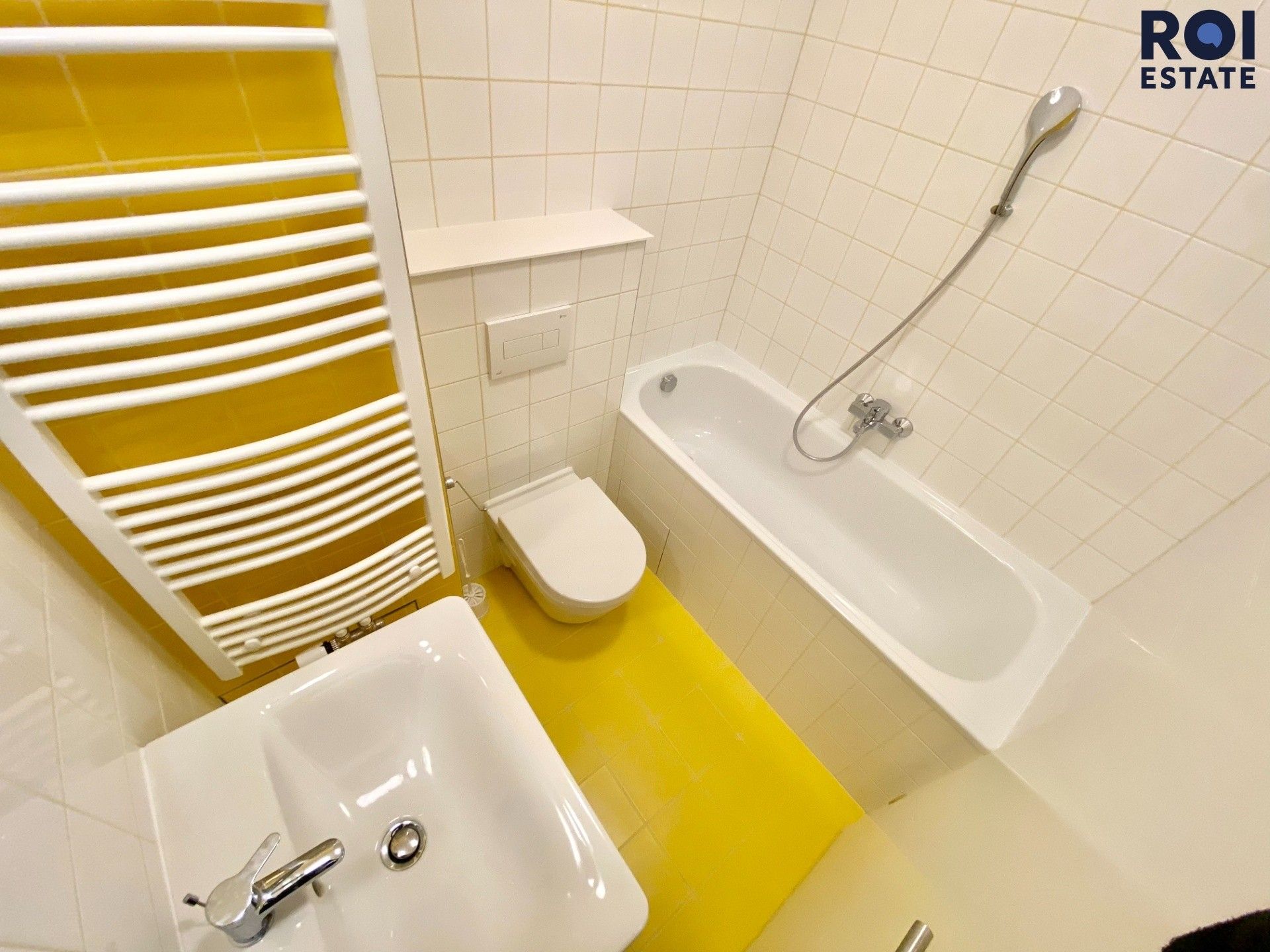 Pronájem bytu 1+kk 28 m² - foto 3