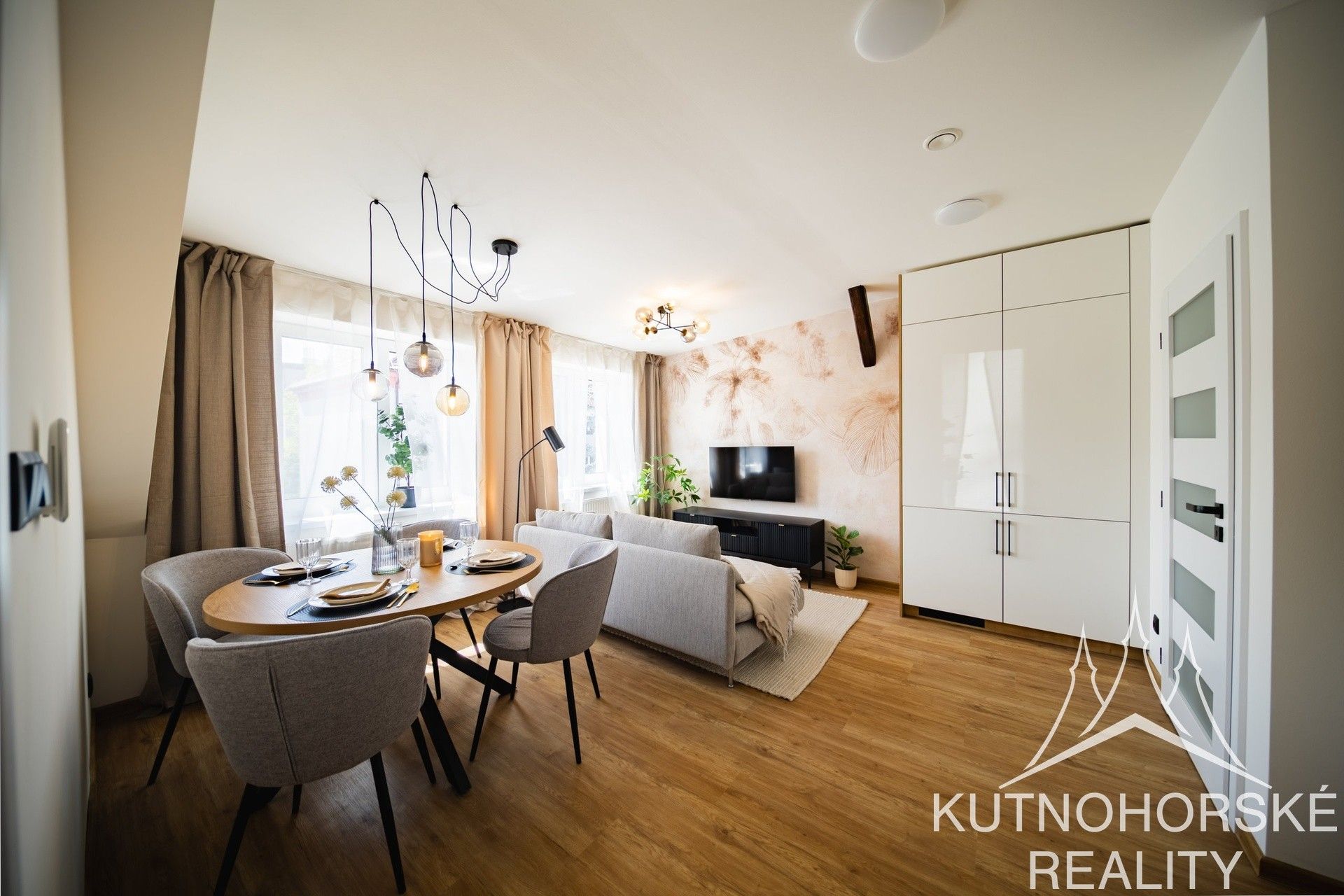 Prodej bytu 2+kk 74 m² - foto 2