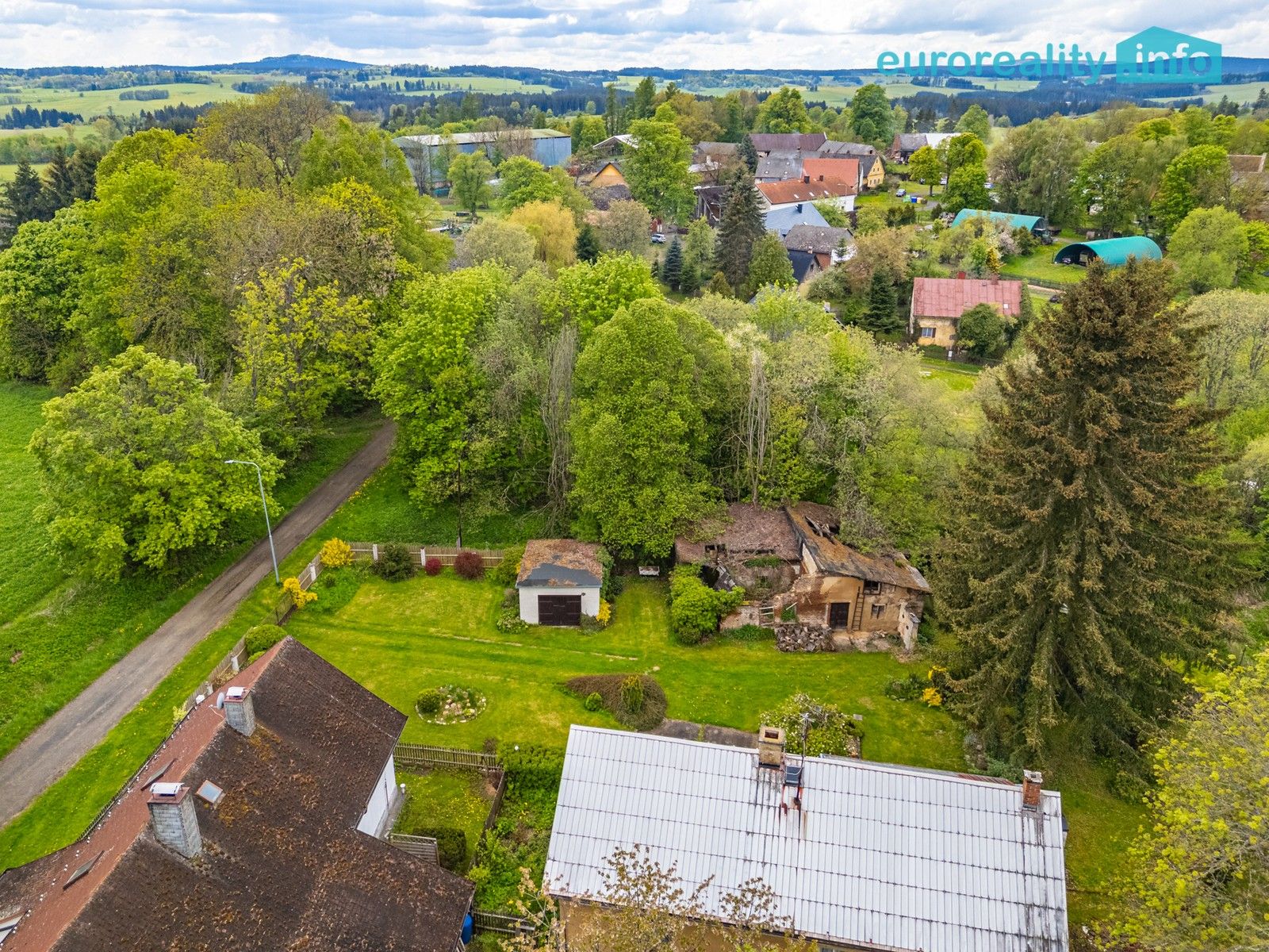 Prodej pozemku 691 m² - foto 5