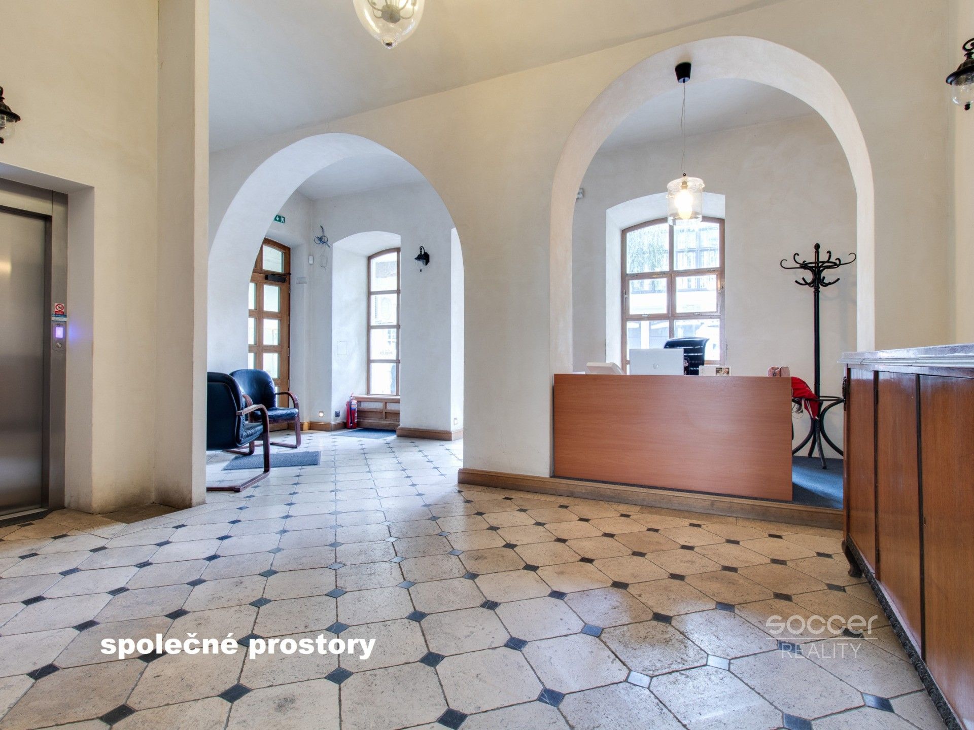 Pronájem komerčního prostoru 68 m² - foto 8