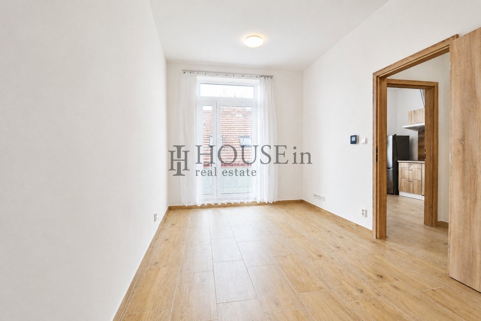 Pronájem bytu 1+1 35 m² - foto 1