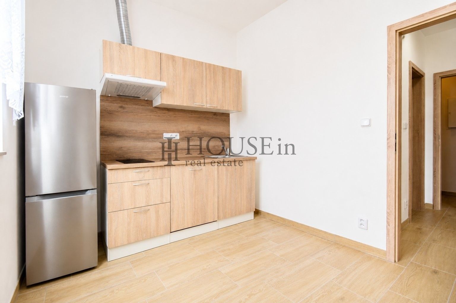 Pronájem bytu 1+1 35 m² - foto 4