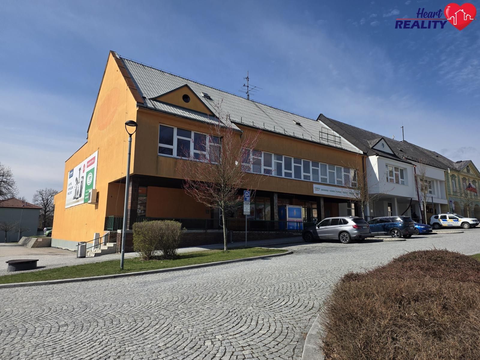 Pronájem komerčního prostoru 360 m² - foto 3