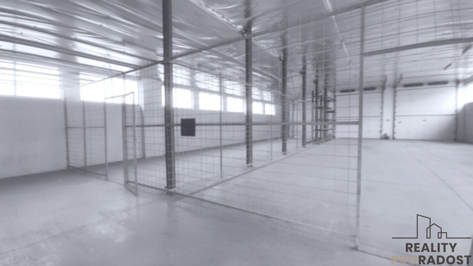 Pronájem komerčního prostoru 400 m² - foto 10
