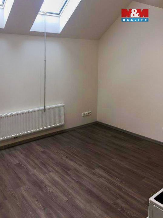 Pronájem bytu 2+kk 49 m² - foto 4