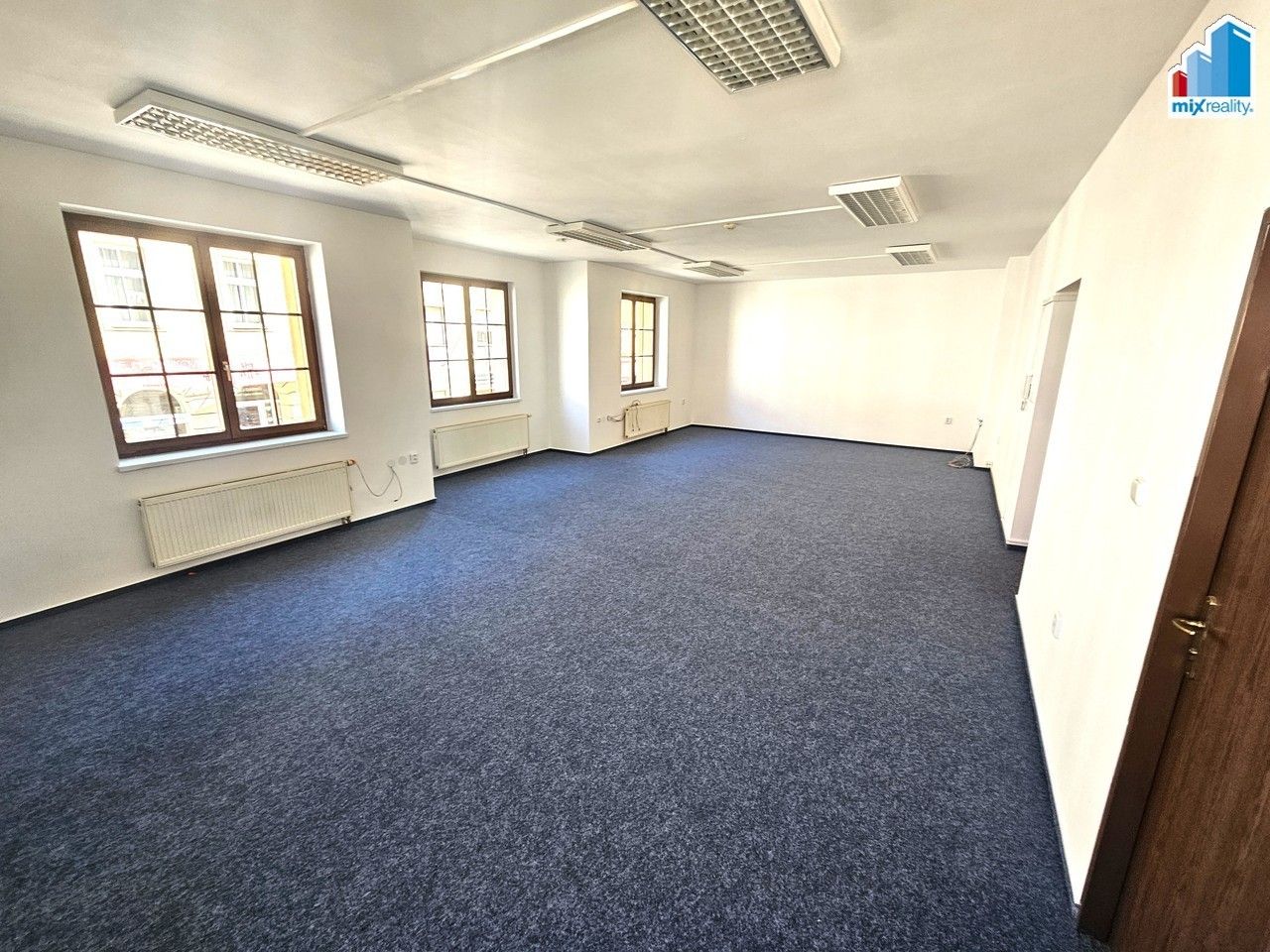 Pronájem komerčního prostoru 55 m² - foto 7