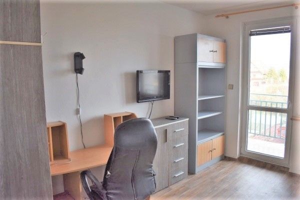 Pronájem bytu 3+1 78 m² - foto 4