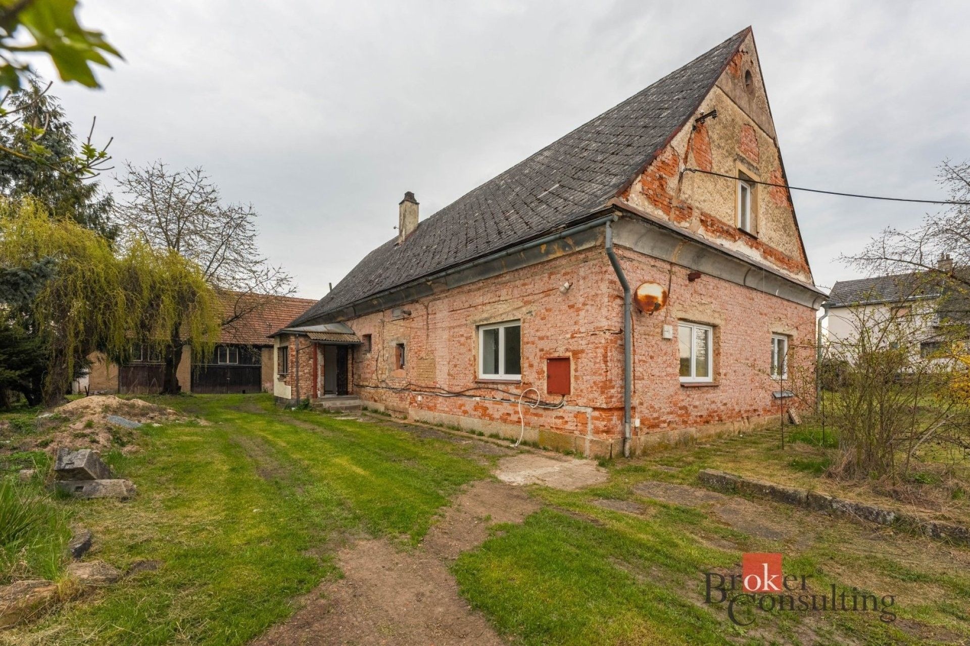 Prodej domu 230 m² - foto 1
