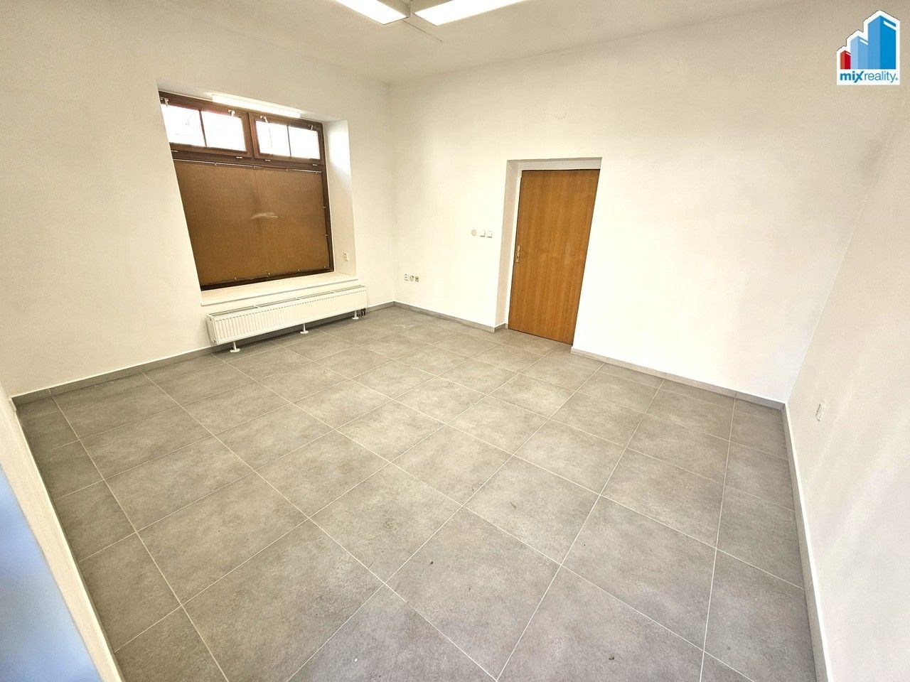 Pronájem komerčního prostoru 21 m² - foto 6