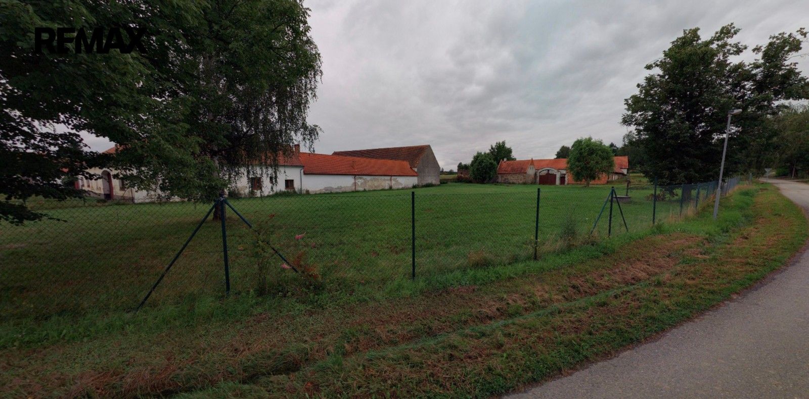 Pronájem pozemku 2837 m² - foto 1