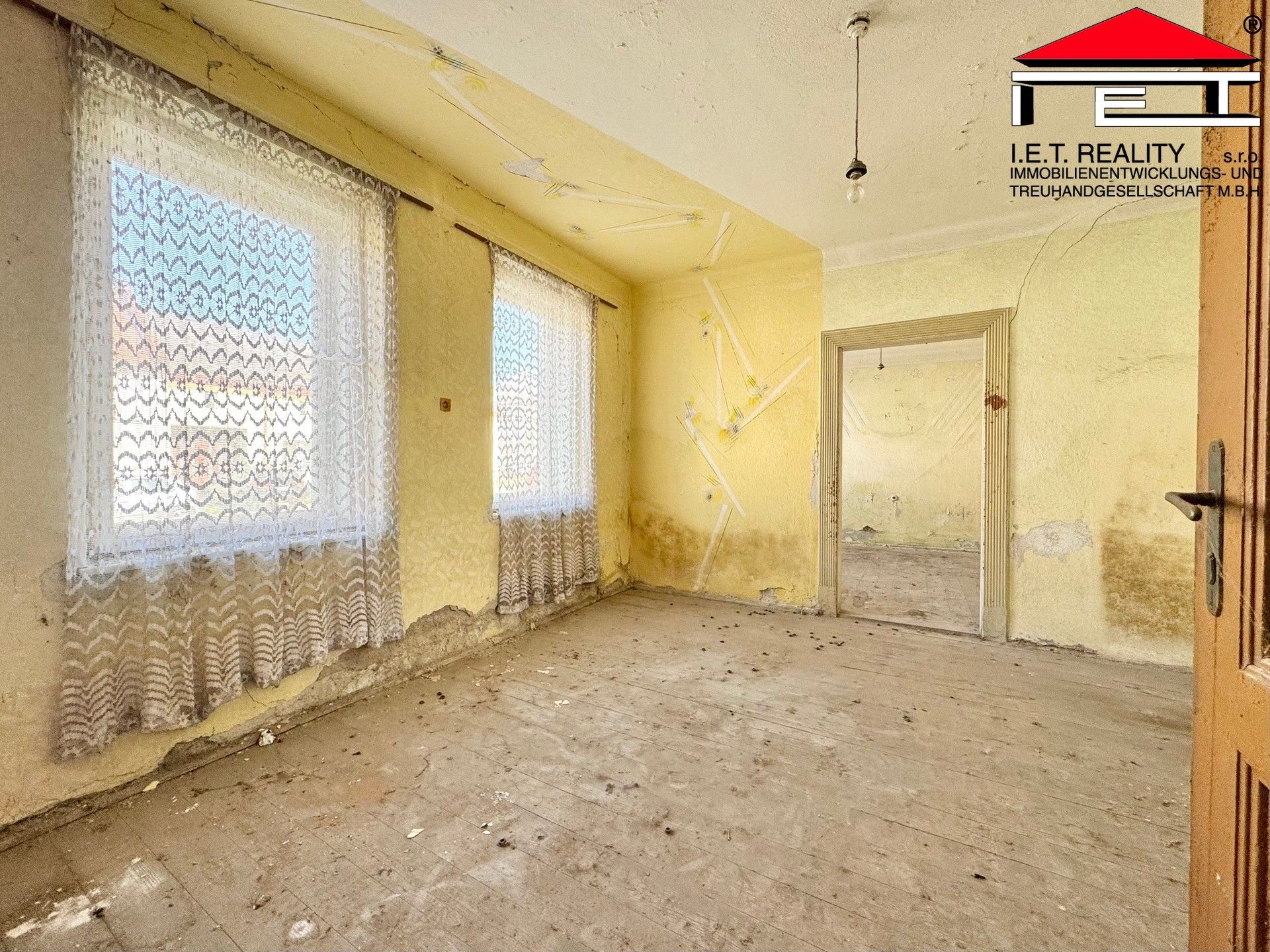 Prodej domu 300 m² - foto 3