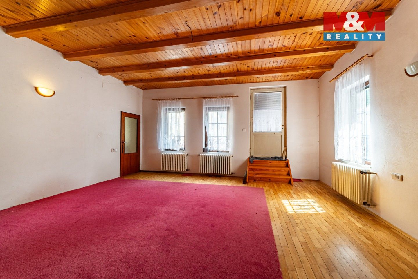 Prodej komerčního prostoru 213 m² - foto 3