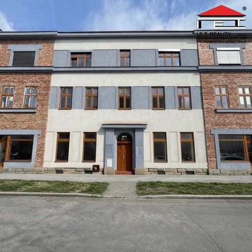 Pronájem komerčního prostoru 100 m² - foto 1