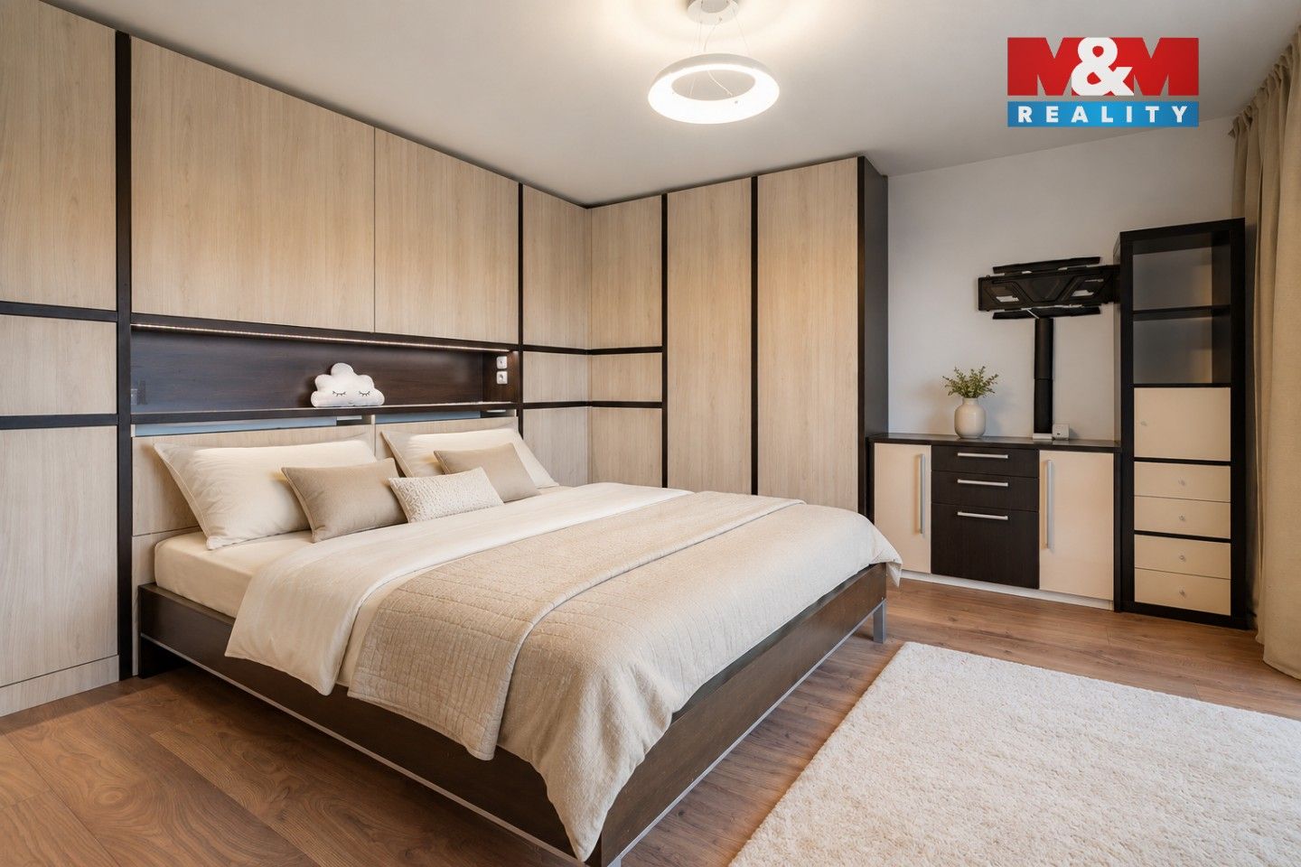 Prodej bytu 4+kk 128 m² - foto 3