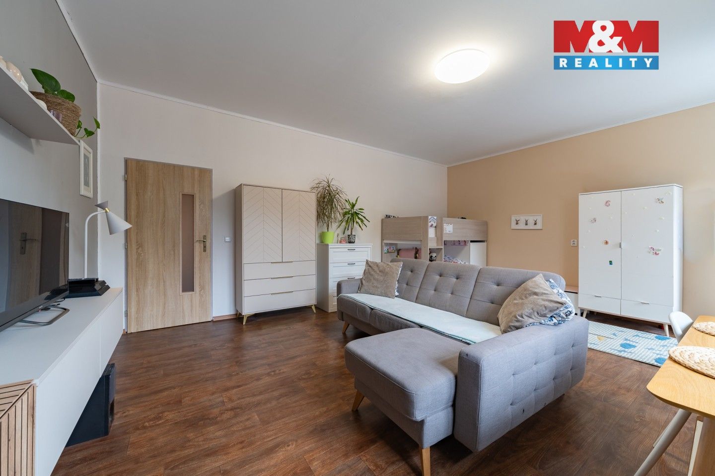Prodej bytu 1+1 56 m² - foto 2