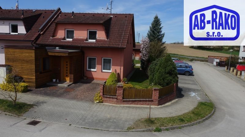 Prodej domu 215 m² - foto 1