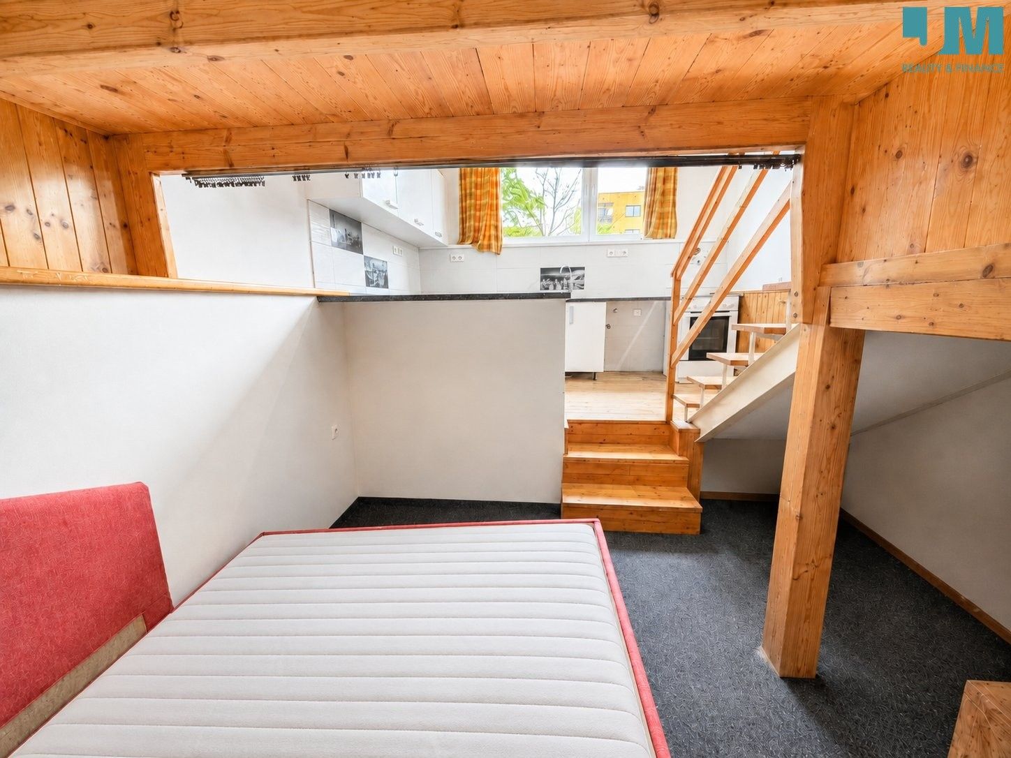 Pronájem bytu 3+kk 75 m² - foto 4