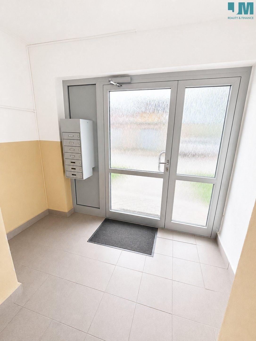 Pronájem bytu 3+kk 75 m² - foto 10