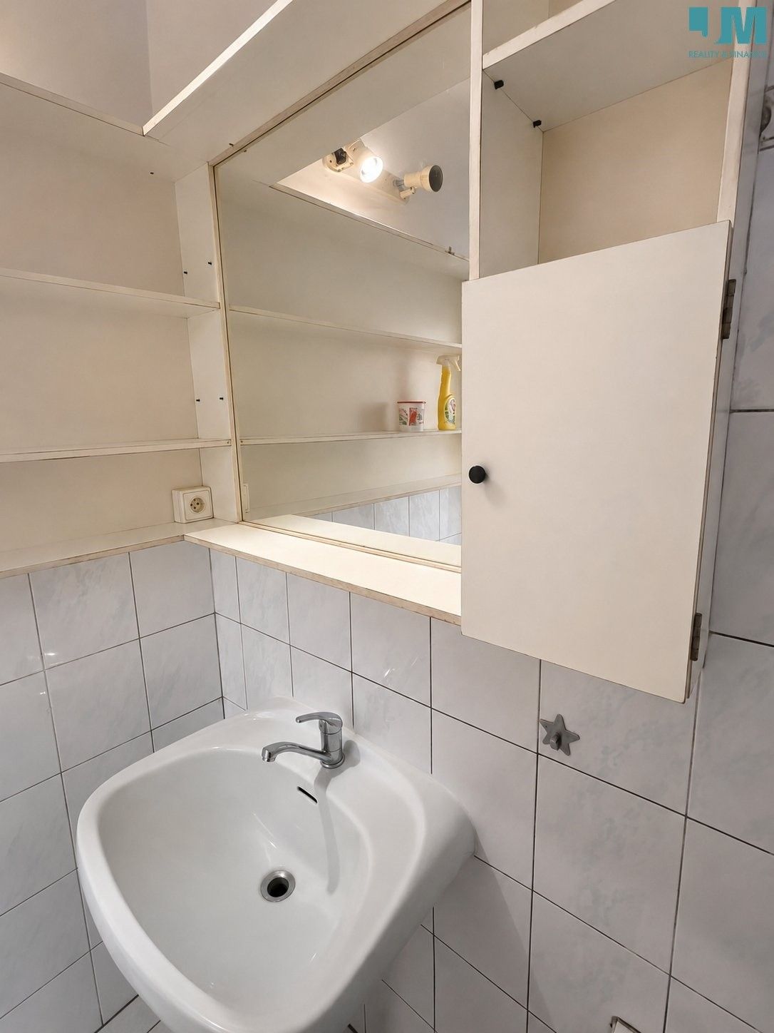 Pronájem bytu 3+kk 75 m² - foto 12