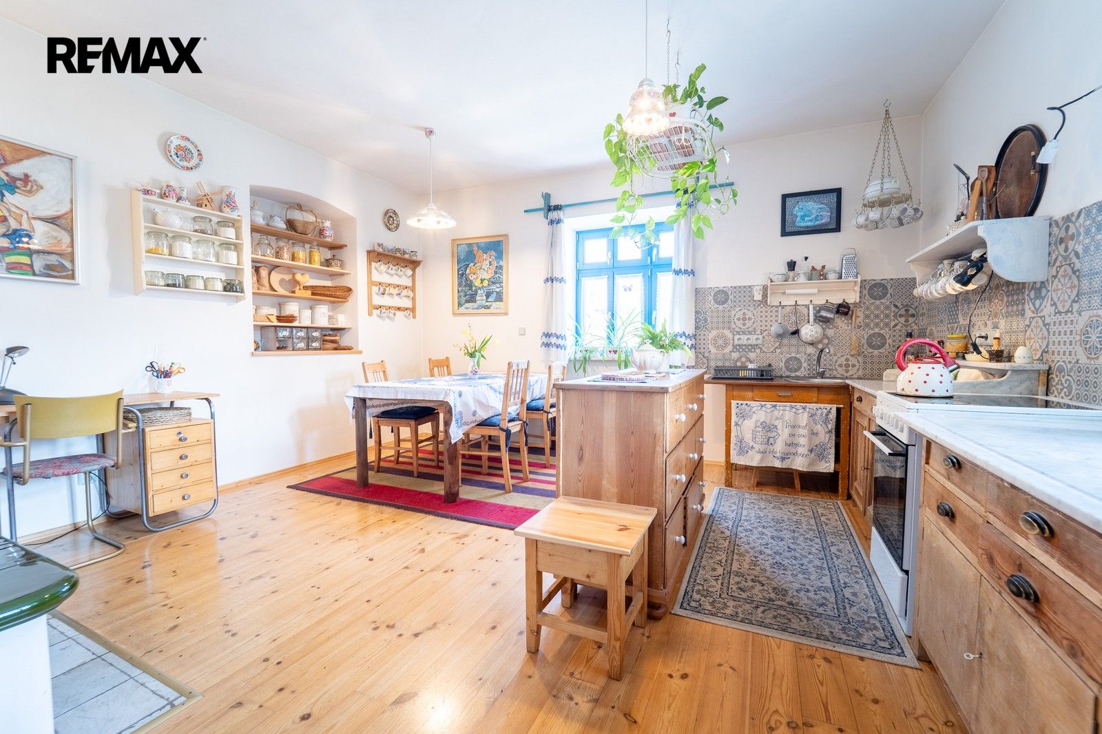 Prodej domu 80 m² - foto 2