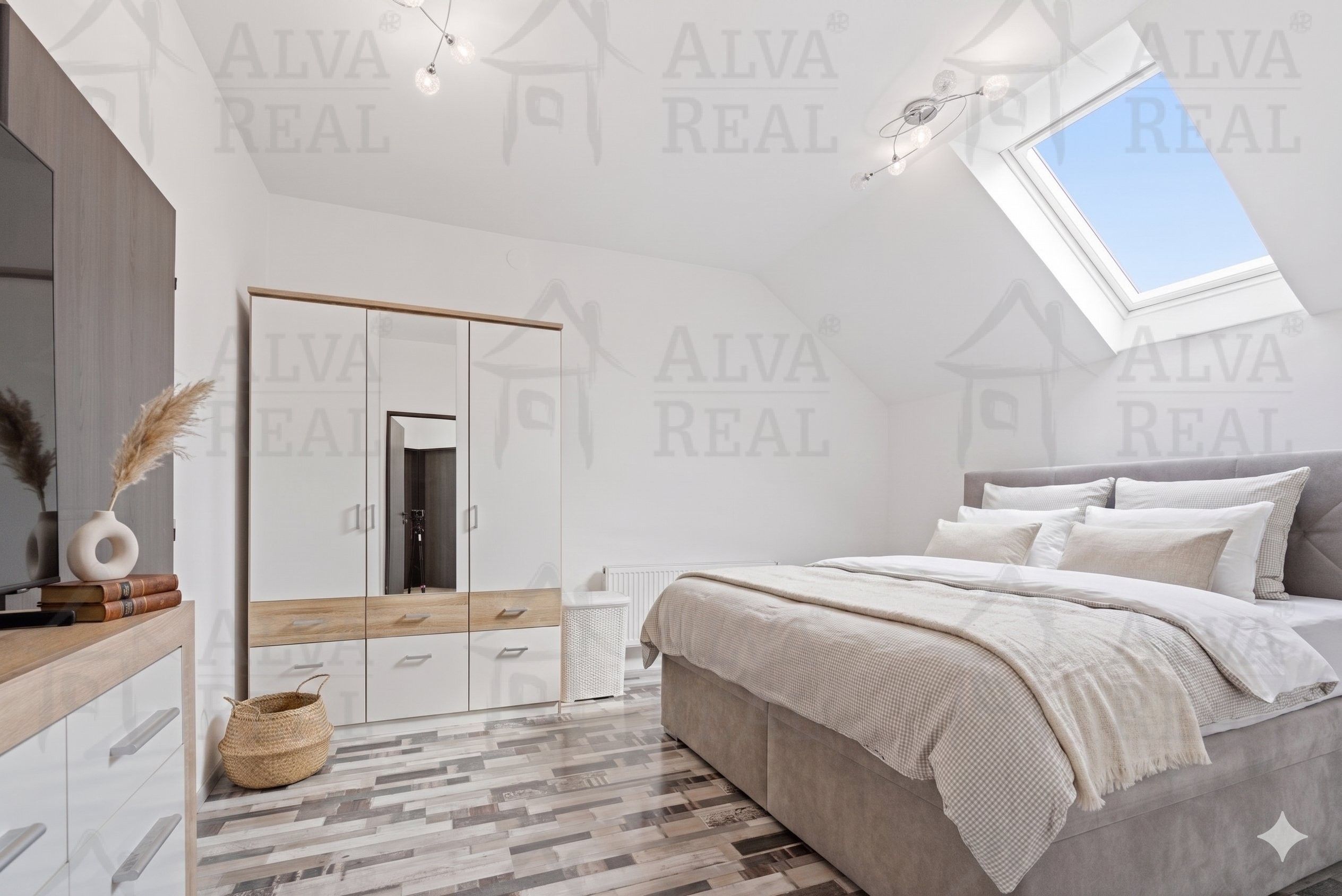 Prodej domu 197 m² - foto 14