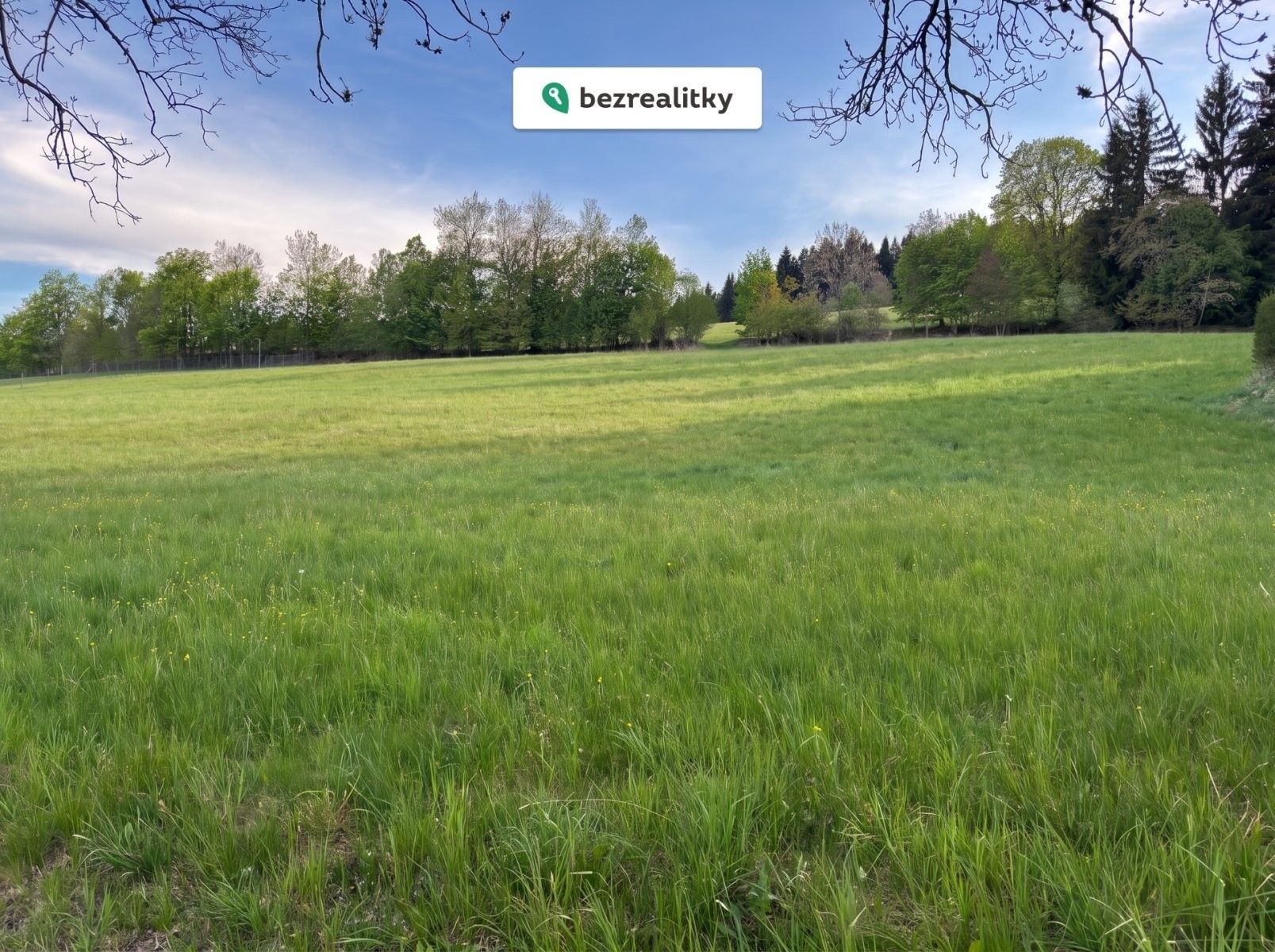 Prodej pozemku 2138 m² - foto 1