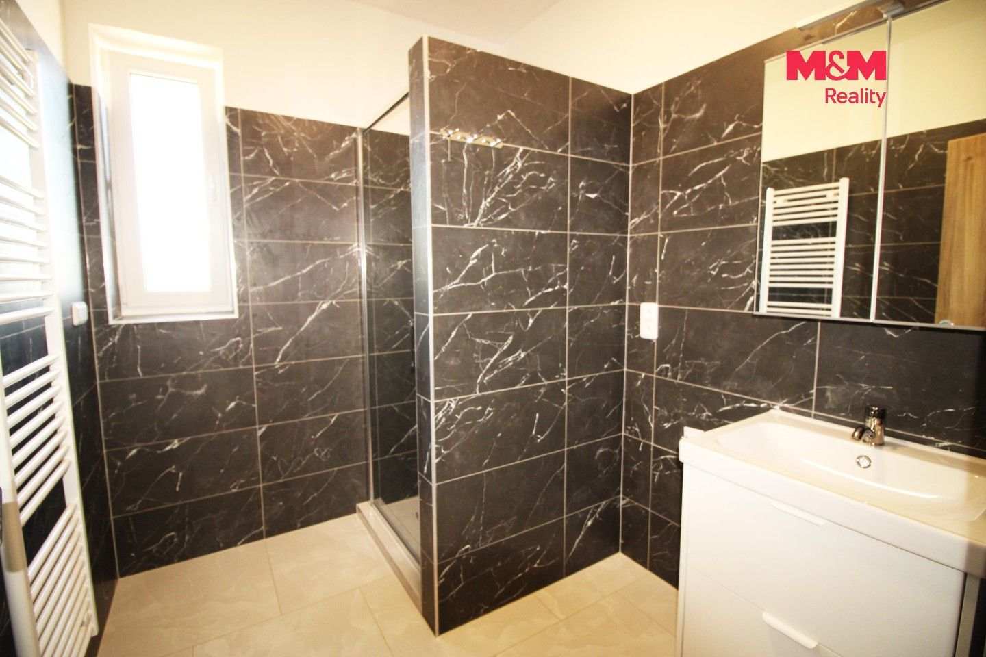 Pronájem bytu 3+kk 76 m² - foto 5