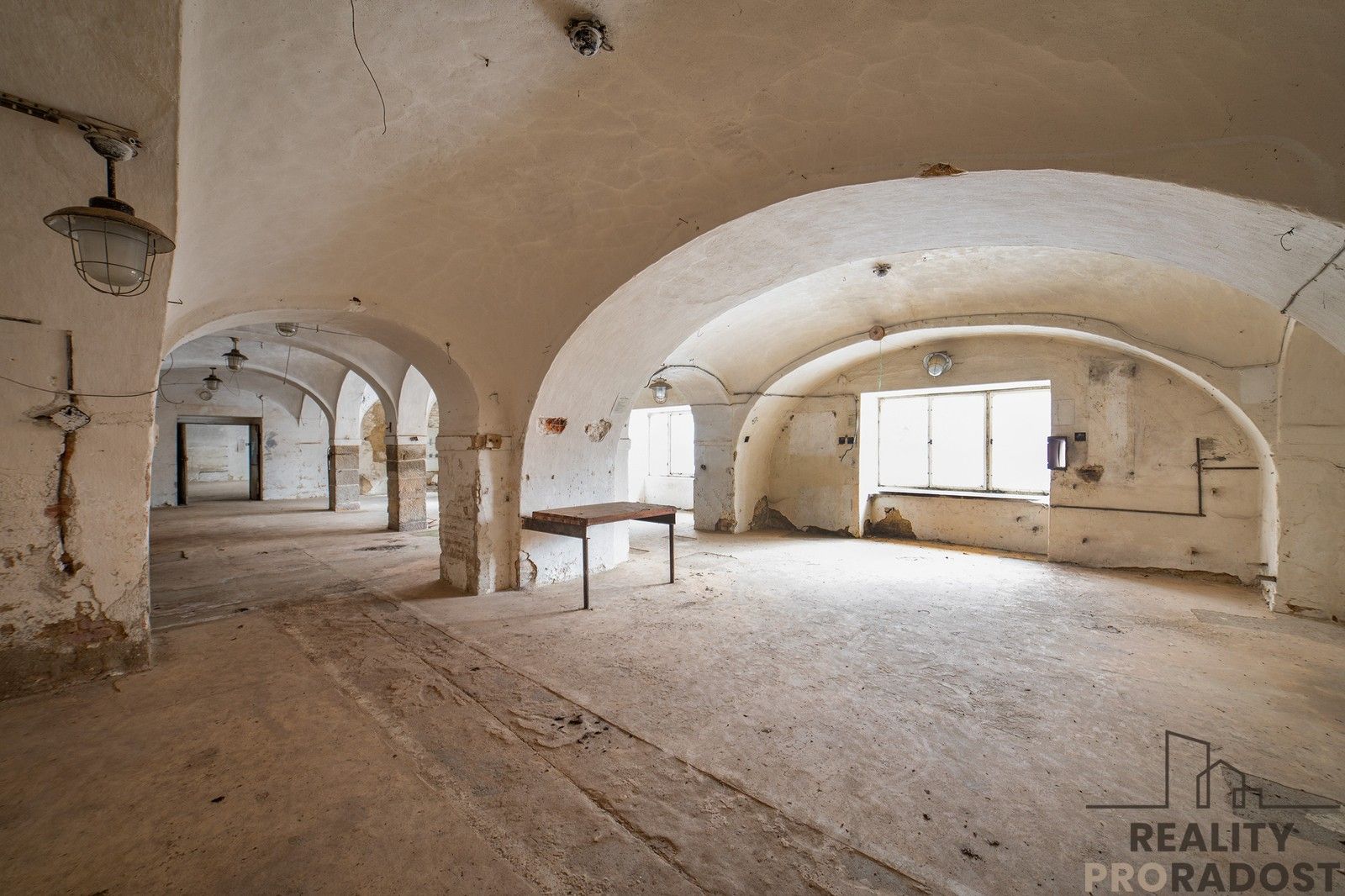Prodej nemovitosti 1906 m² - foto 4