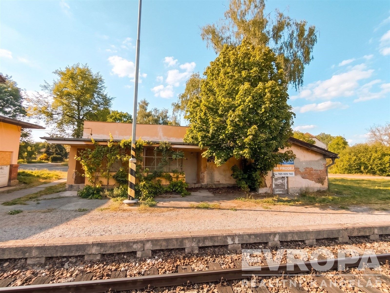 Prodej komerčního prostoru 109 m² - foto 2
