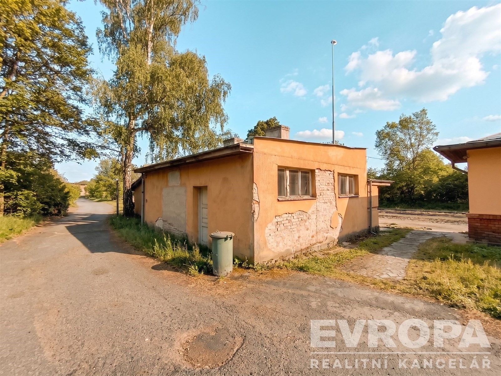 Prodej komerčního prostoru 109 m² - foto 4