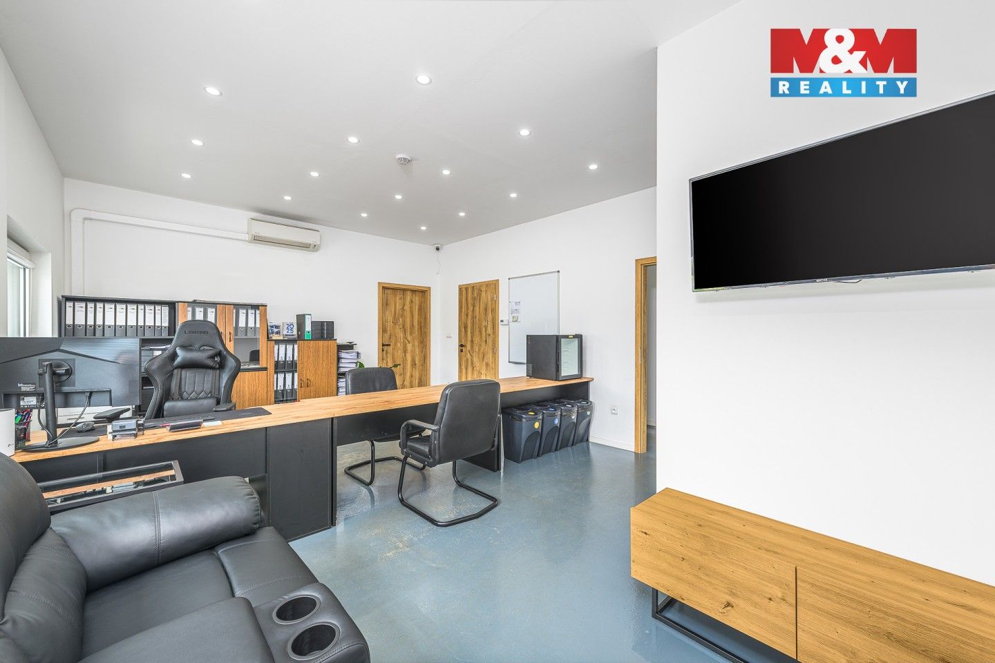 Prodej komerčního prostoru 270 m² - foto 3