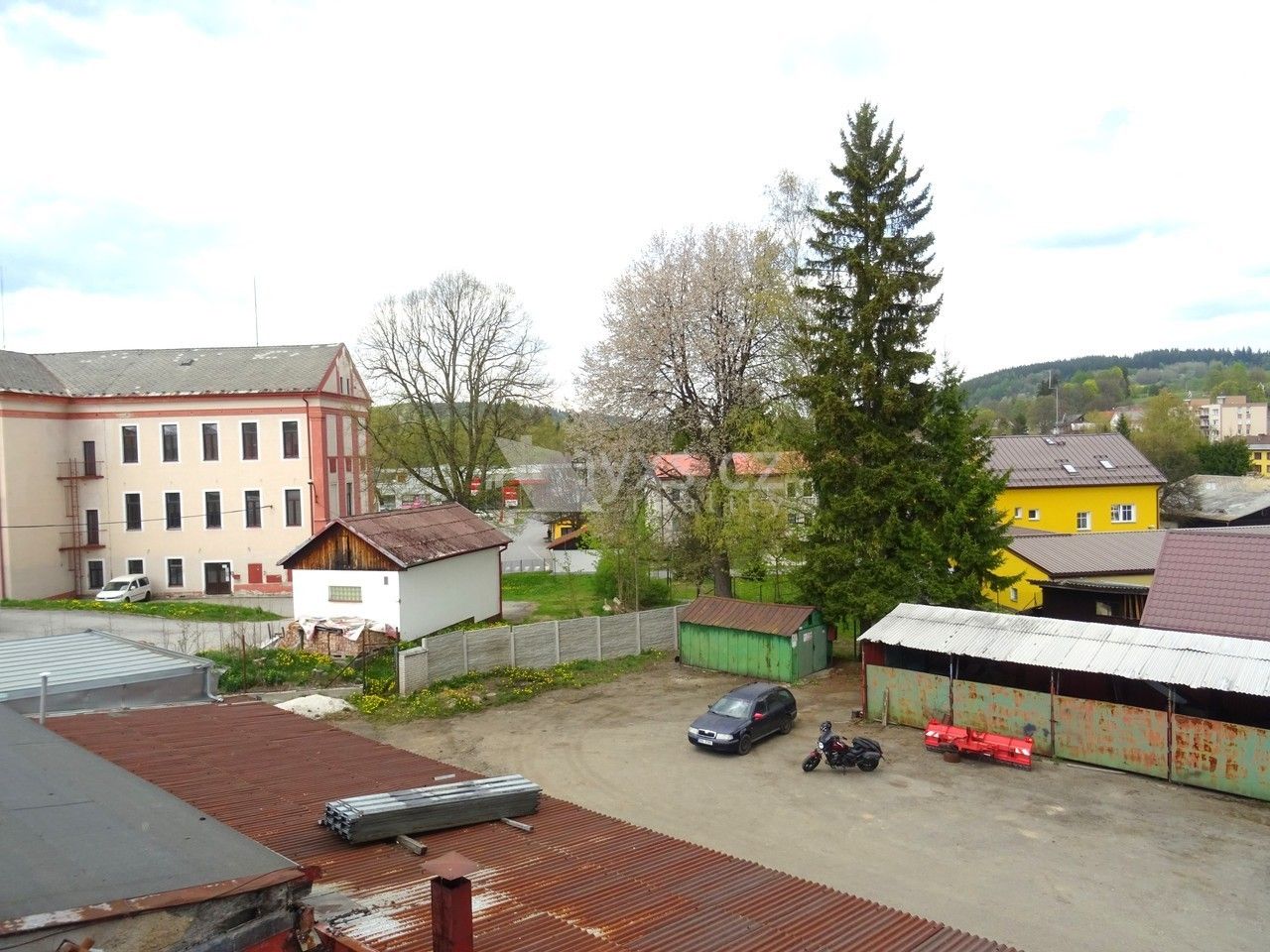 Prodej komerčního prostoru 1200 m² - foto 8