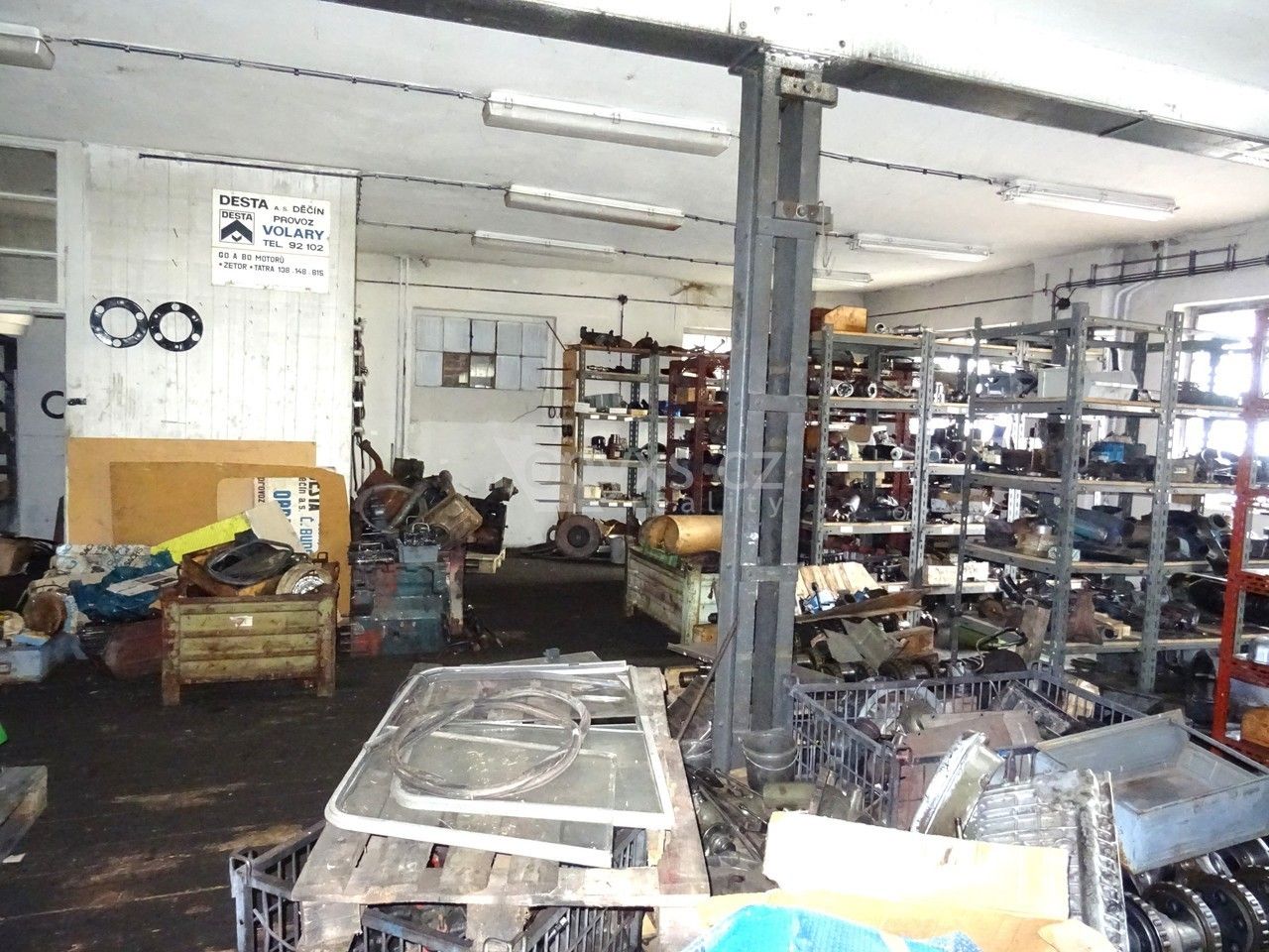 Prodej komerčního prostoru 1200 m² - foto 10