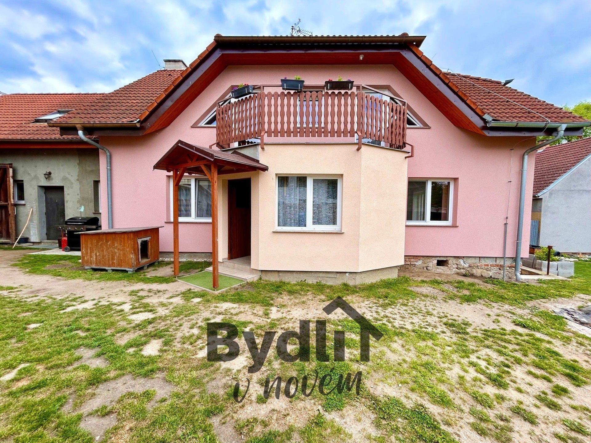 Prodej domu 212 m² - foto 2