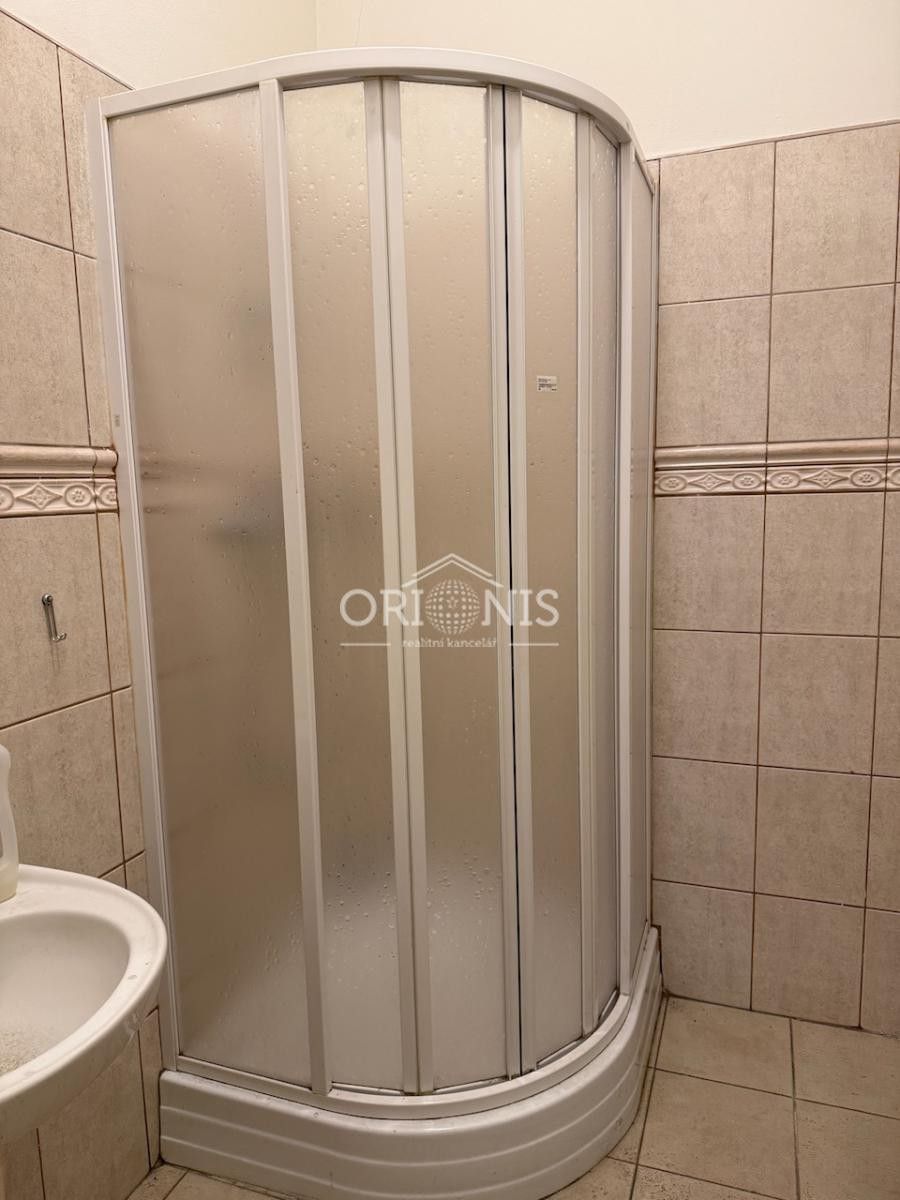 Pronájem komerčního prostoru 217 m² - foto 13