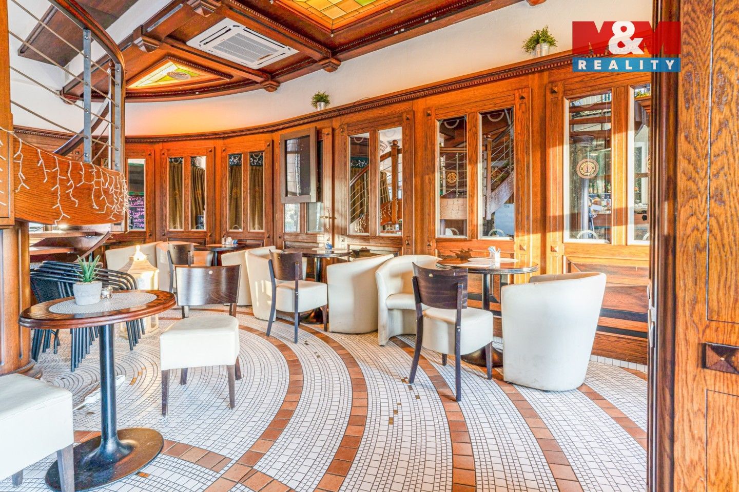Pronájem komerčního prostoru 200 m² - foto 3