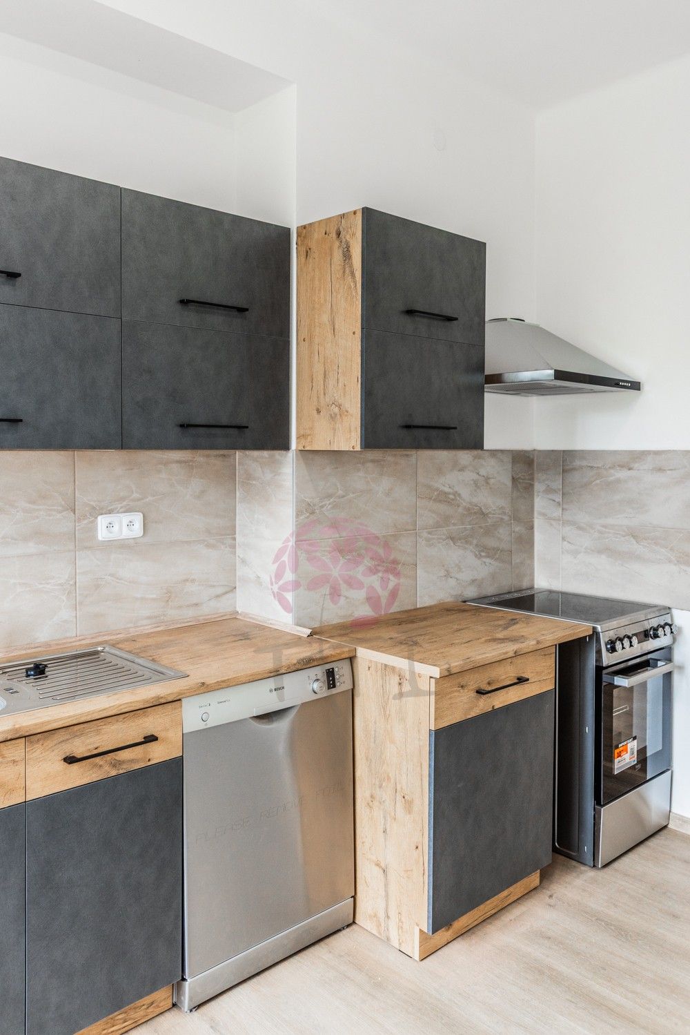 Pronájem bytu 2+1 73 m² - foto 8