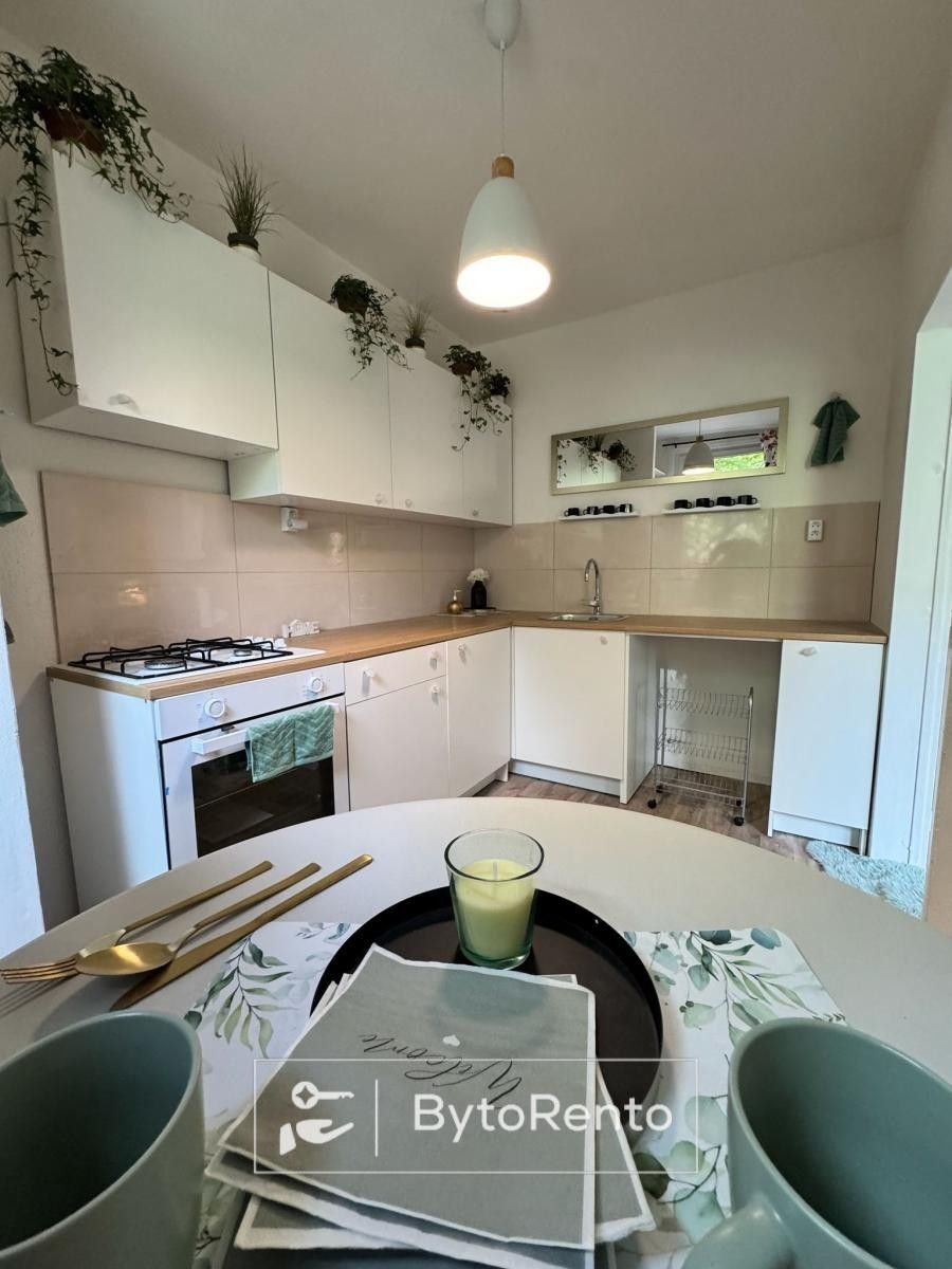 Prodej bytu 2+1 44 m² - foto 1