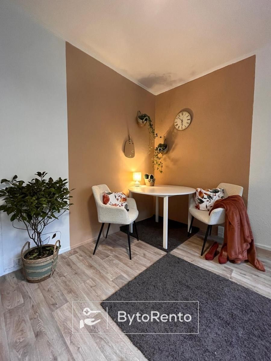 Prodej bytu 2+1 44 m² - foto 4