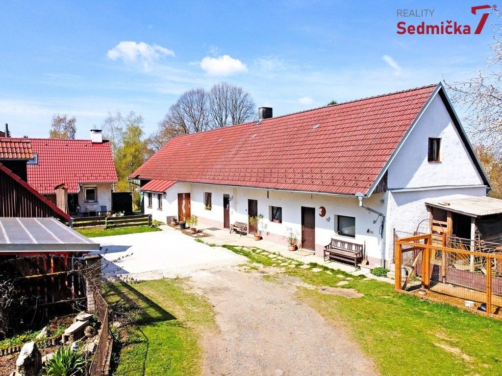 Prodej domu 225 m² - foto 1