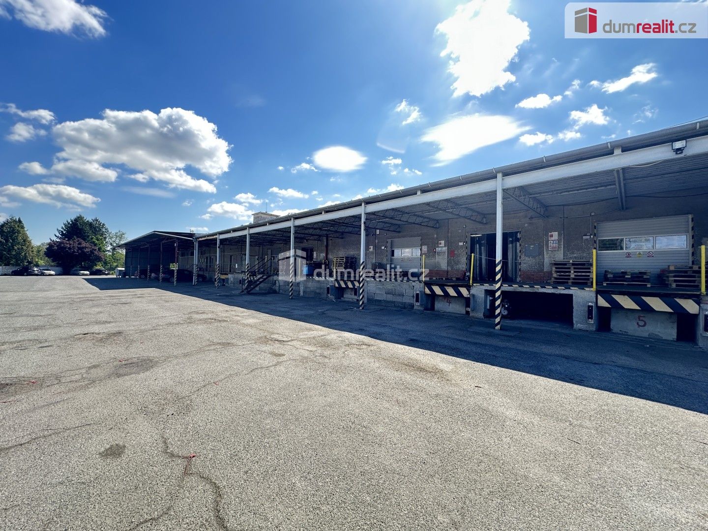 Pronájem komerčního prostoru 3000 m² - foto 1