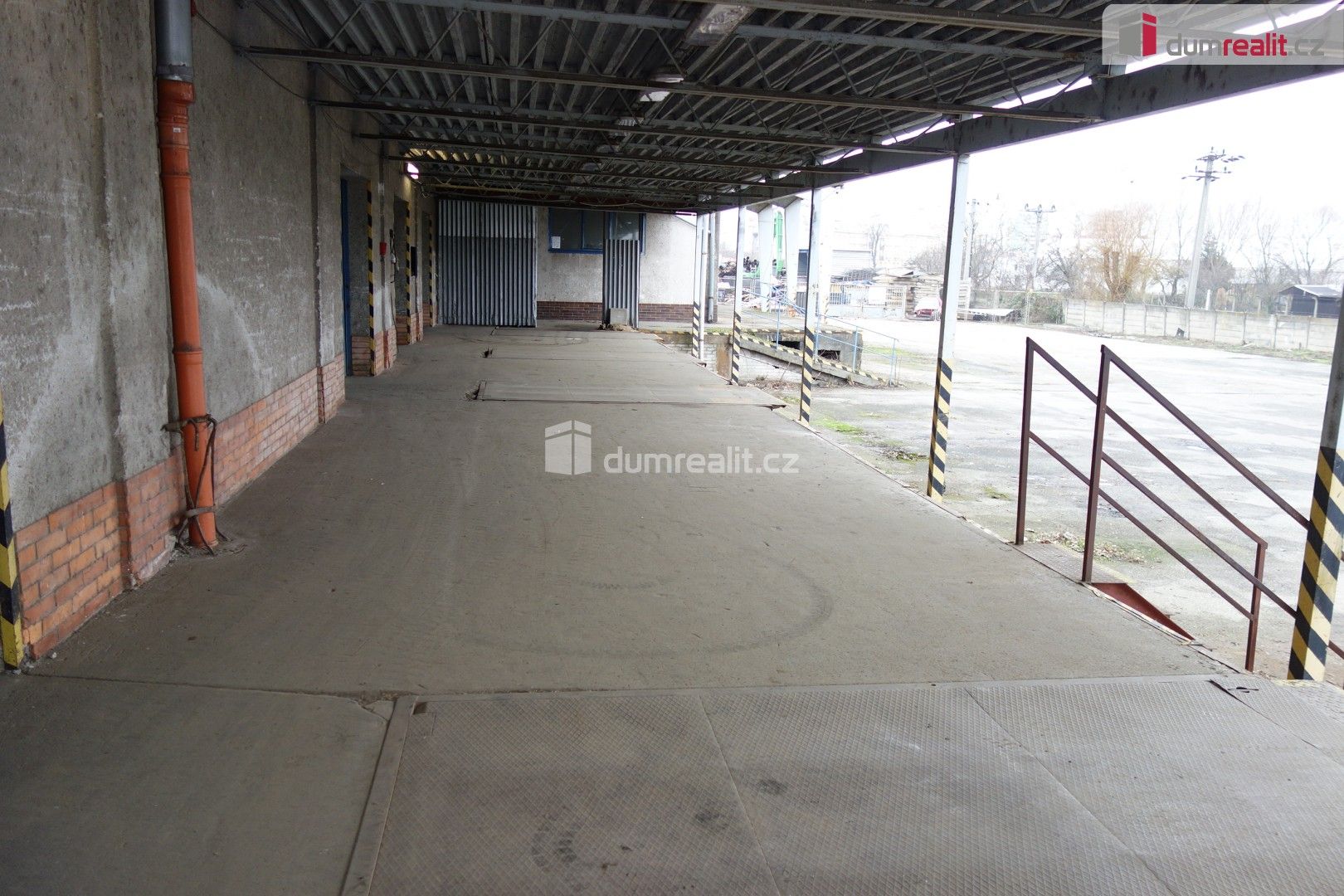 Pronájem komerčního prostoru 3000 m² - foto 7
