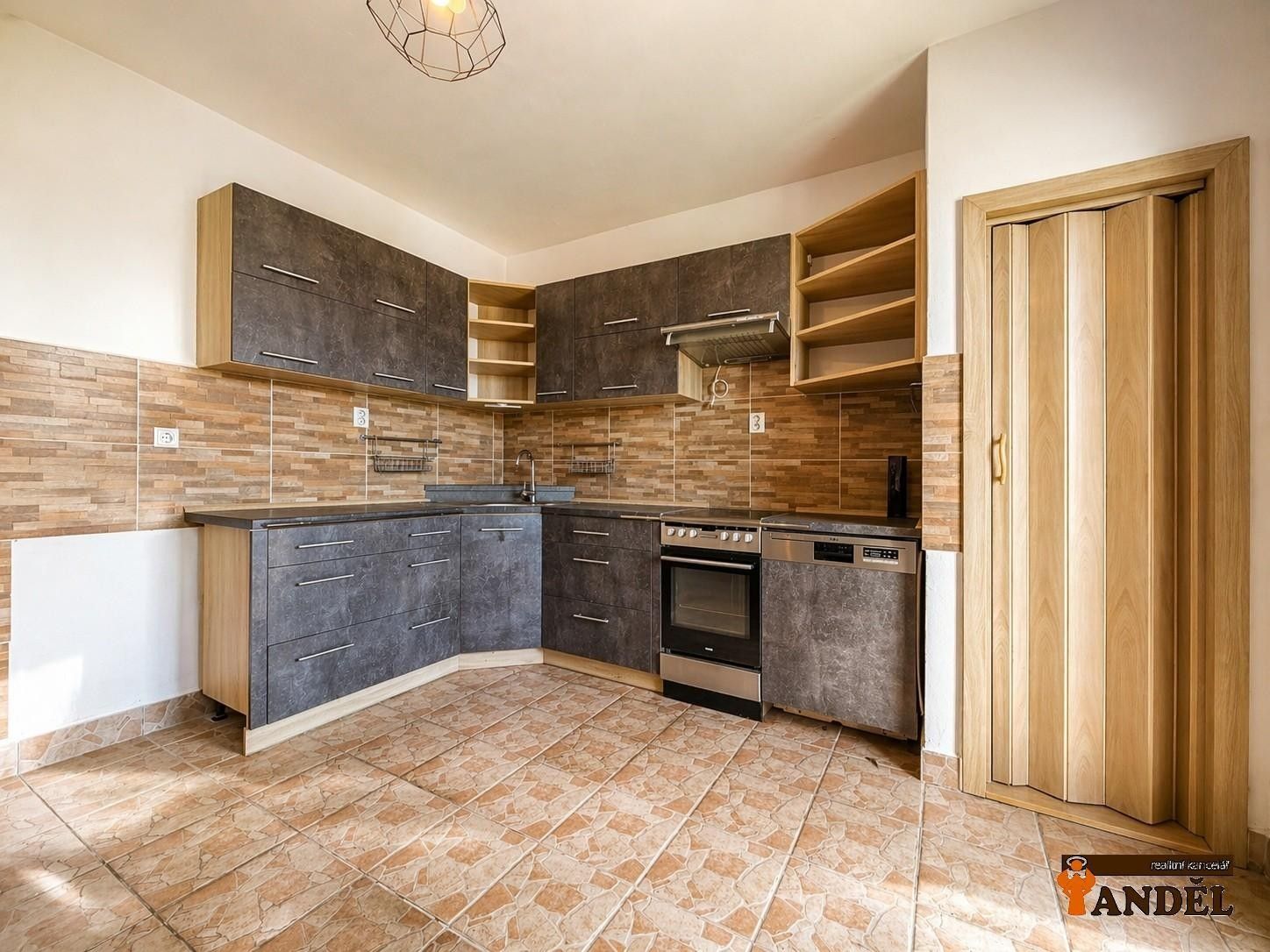 Prodej domu 152 m² - foto 3