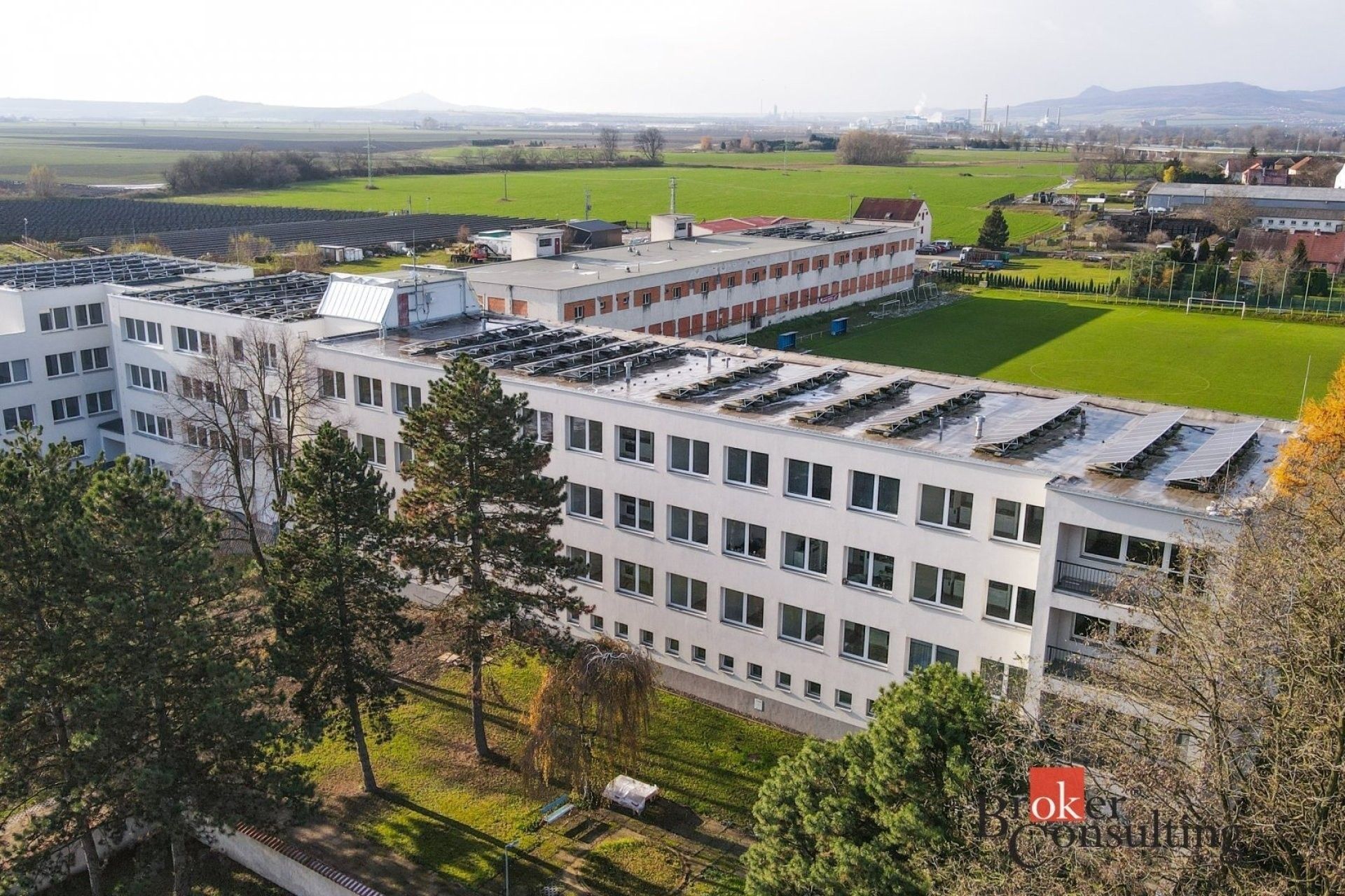 Prodej komerčního prostoru 799 m² - foto 2