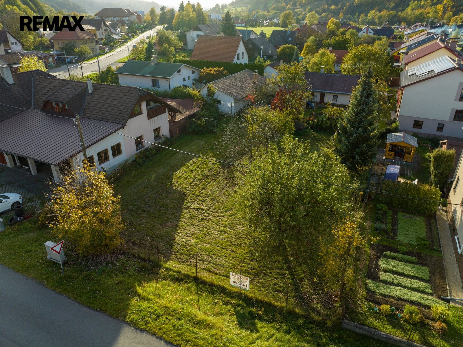 Prodej pozemku 737 m² - foto 7