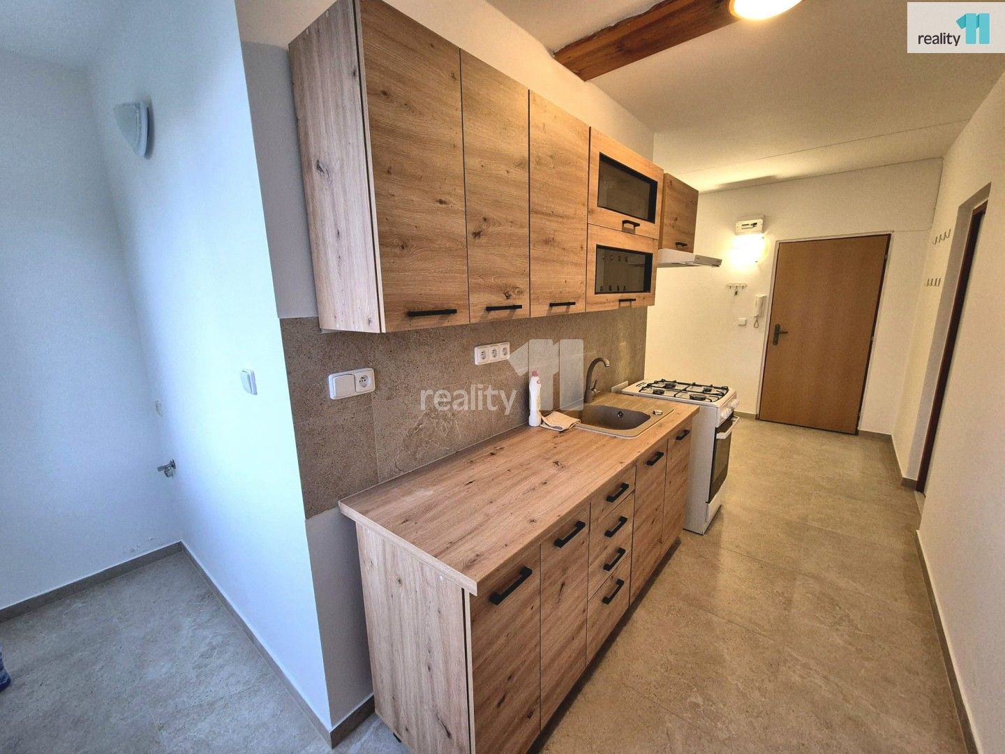 Pronájem bytu 2+1 55 m² - foto 1