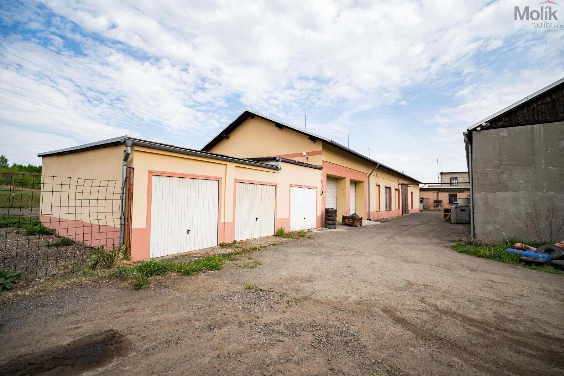 Prodej komerčního prostoru 1652 m² - foto 3