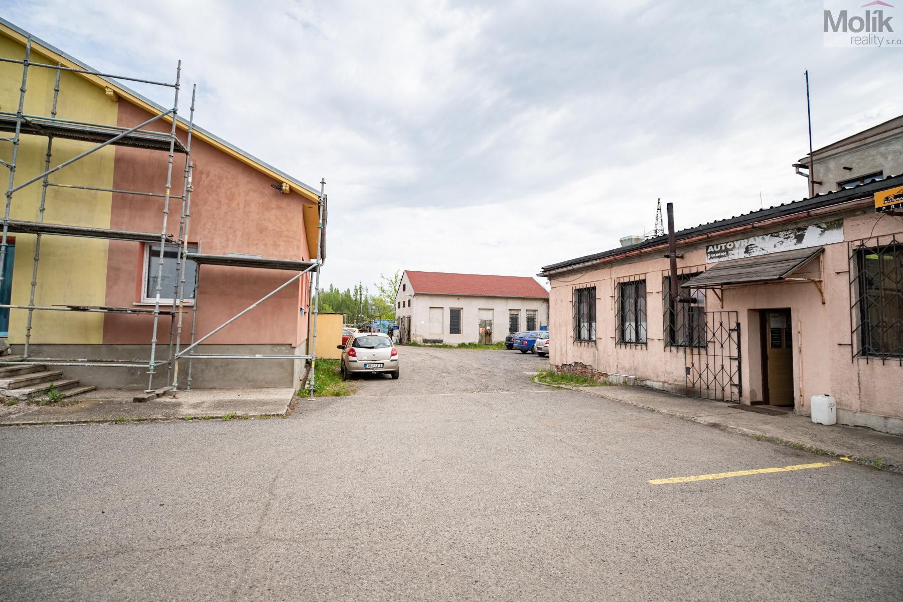 Prodej komerčního prostoru 1652 m² - foto 16