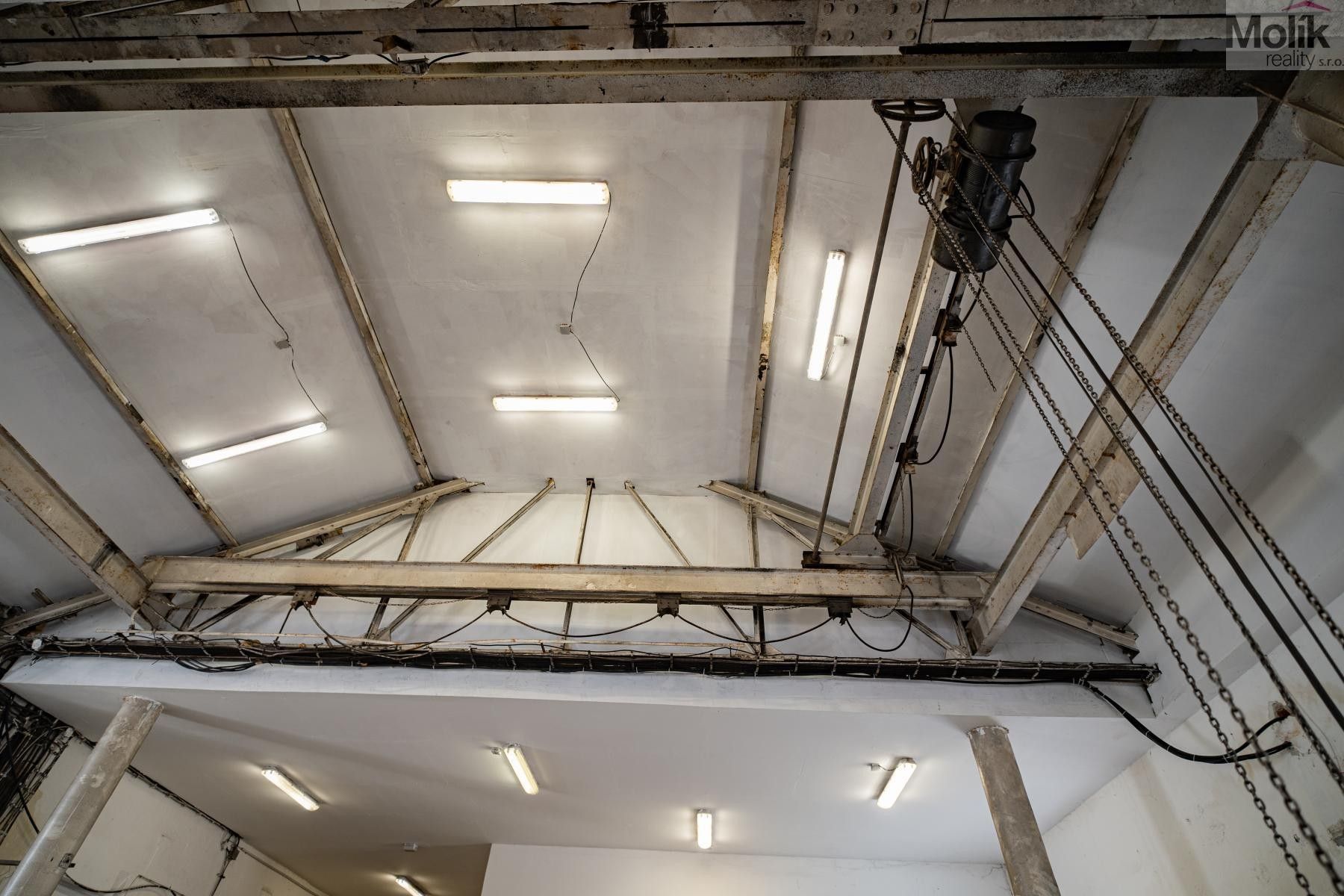 Prodej komerčního prostoru 1652 m² - foto 22